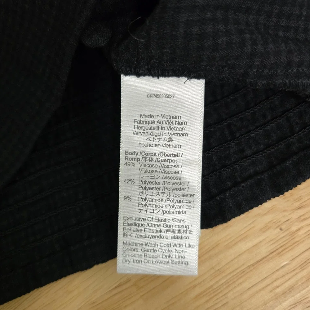 Madewell Black Gingham Seersucker Sweetheart Button Front Smocked Top Size Small